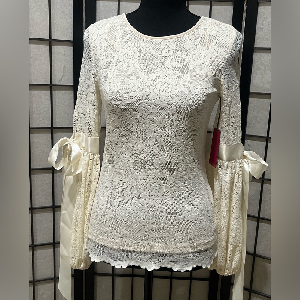 Vince Camuto Ivory Blouse. FAIRYCORE,, RIBBON AND LACE, WOMEN SIZE XXS